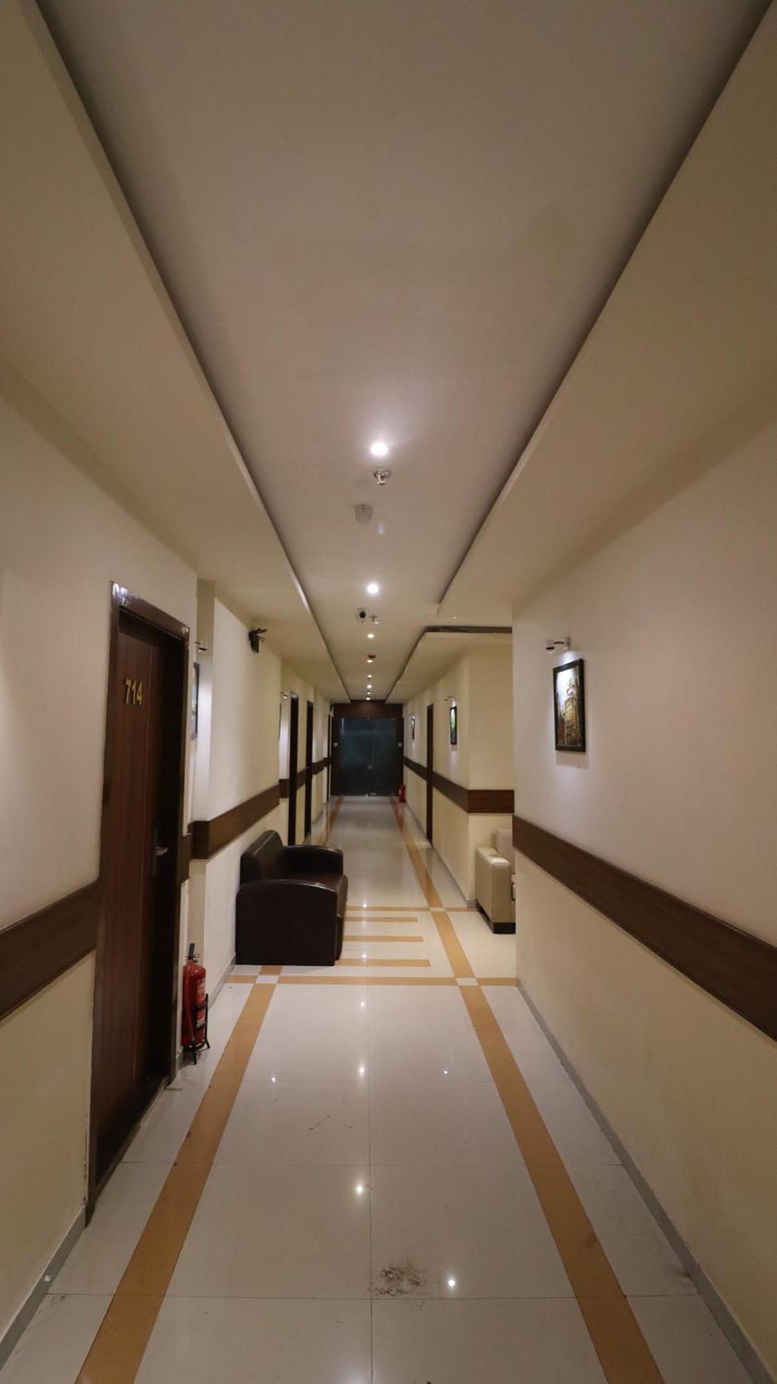 Hotel Bkc Garden - Near Us Embassy Bkc Mumbai Luaran gambar