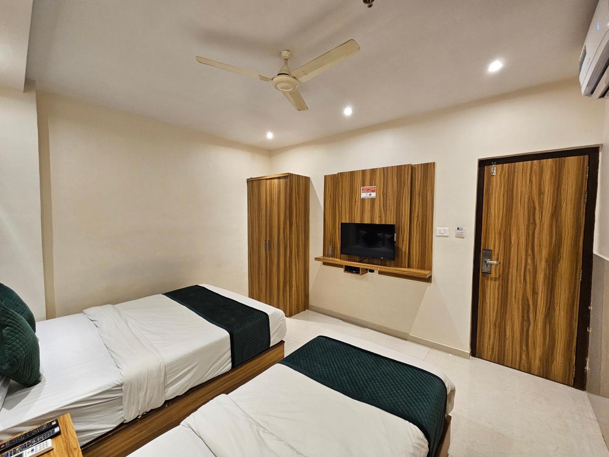 Hotel Bkc Garden - Near Us Embassy Bkc Mumbai Luaran gambar