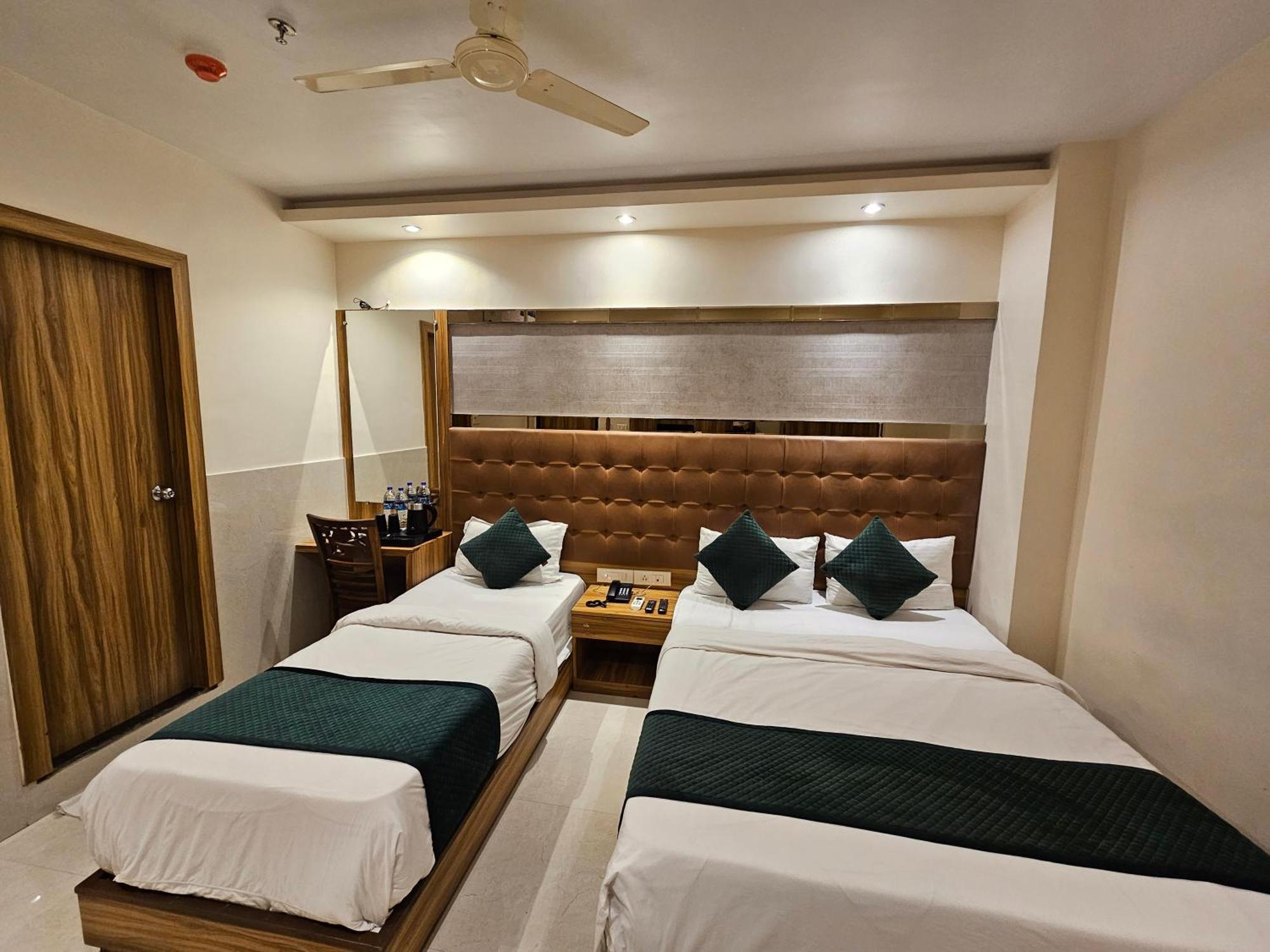 Hotel Bkc Garden - Near Us Embassy Bkc Mumbai Luaran gambar