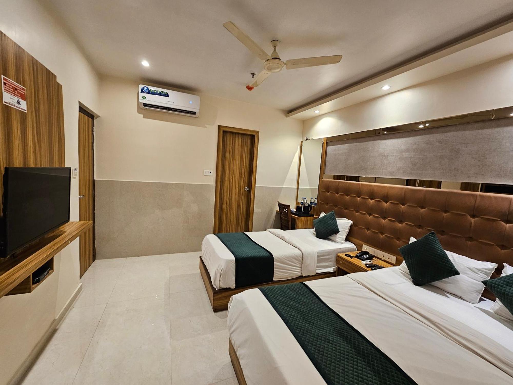 Hotel Bkc Garden - Near Us Embassy Bkc Mumbai Luaran gambar